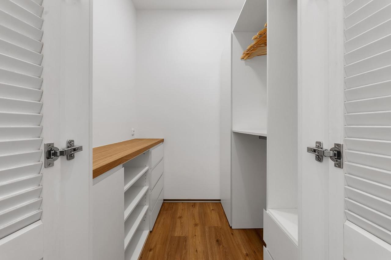 Novy Designovy Apartman S Klimatizaci リフノフ・ナト・クニェジュノウ エクステリア 写真